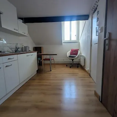 Apartment 5