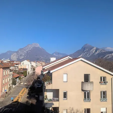 5 * Grenoble